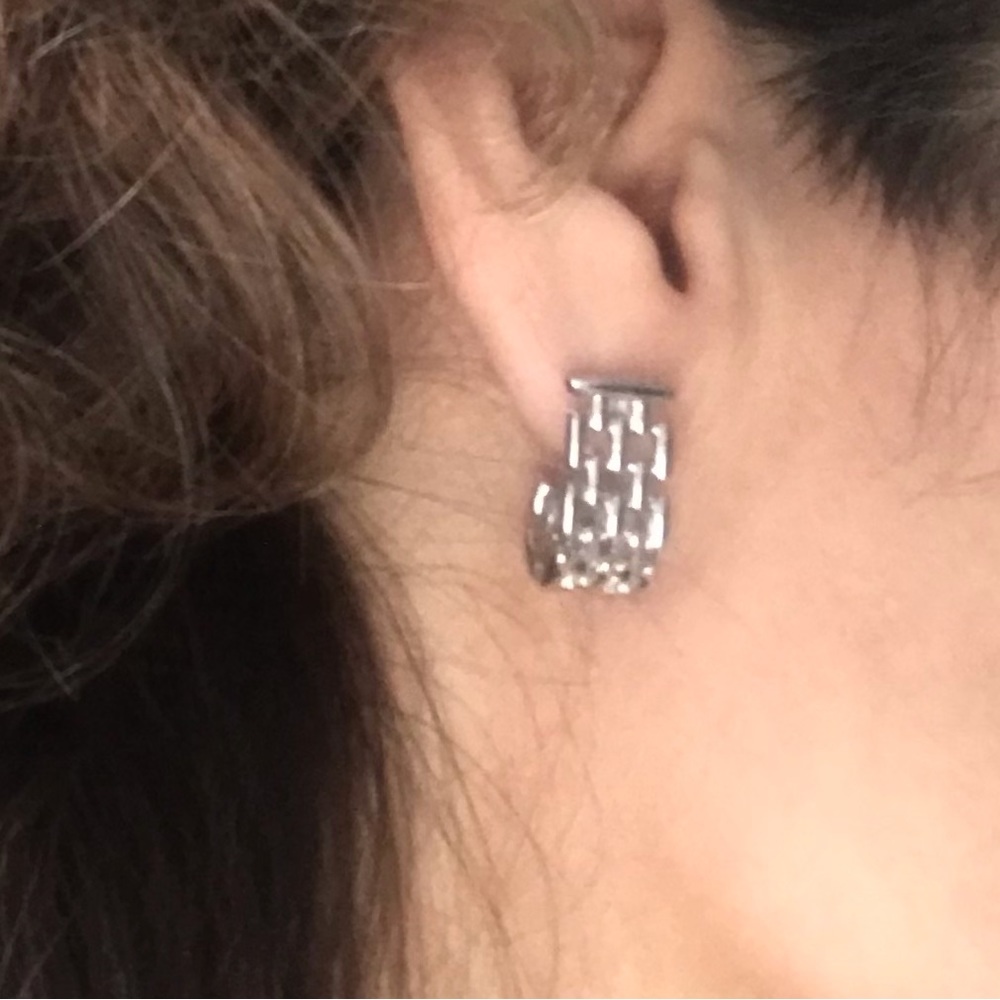 Silver Earring - Picture 3 of 3